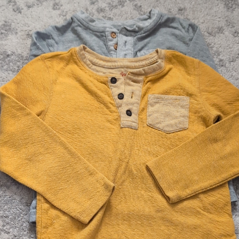 Pair Of VGUC Boys Long Sleeve Henley Shirts - Cat & Jack XS